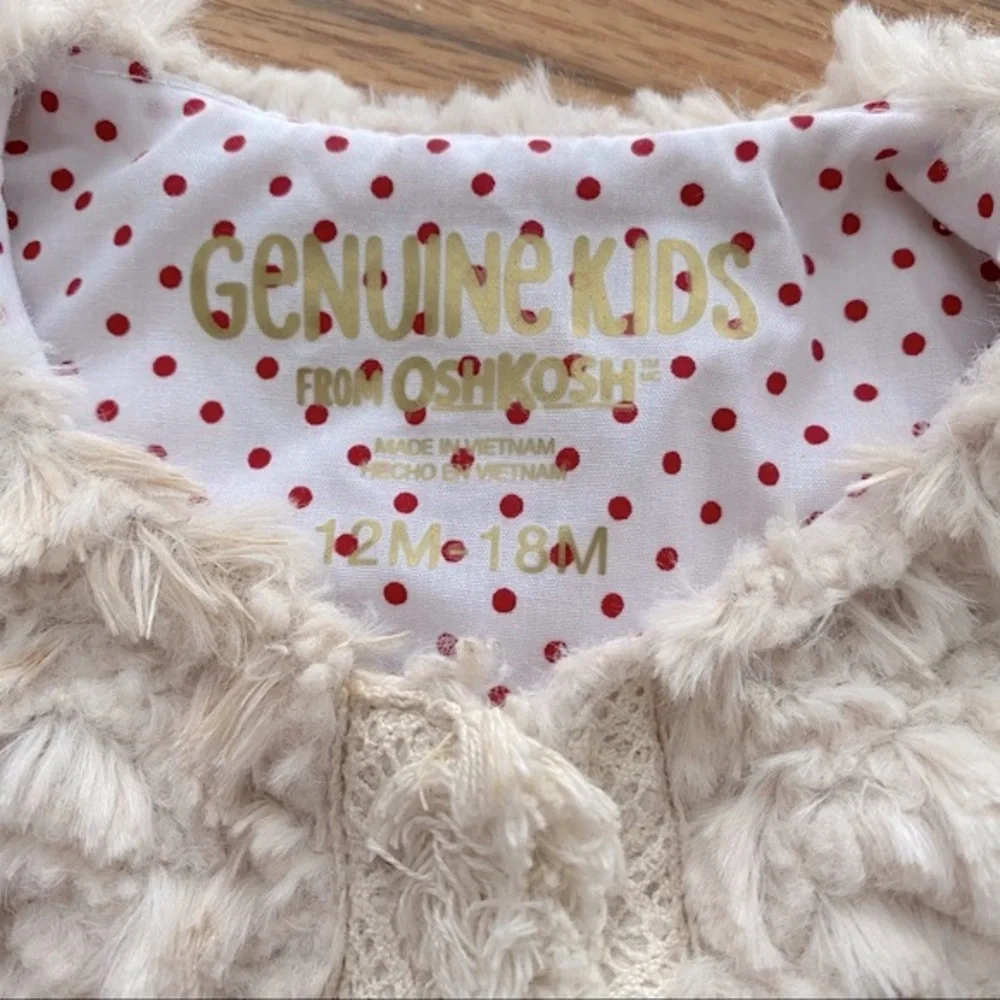 4/$25 Oshkosh B’Gosh Faux Fur Embroidered Vest in Cream sz 12-18 Month Polka Dot